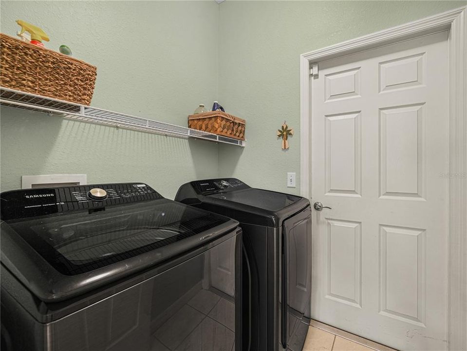 For Sale: $349,000 (3 beds, 2 baths, 2035 Square Feet)