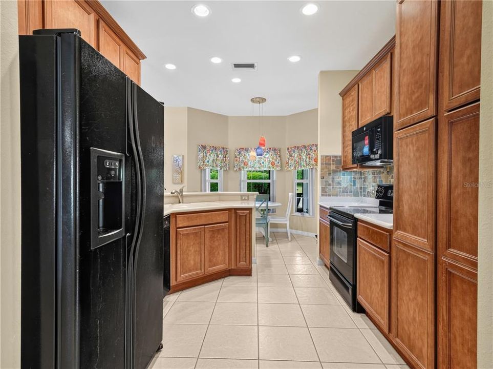 For Sale: $349,000 (3 beds, 2 baths, 2035 Square Feet)