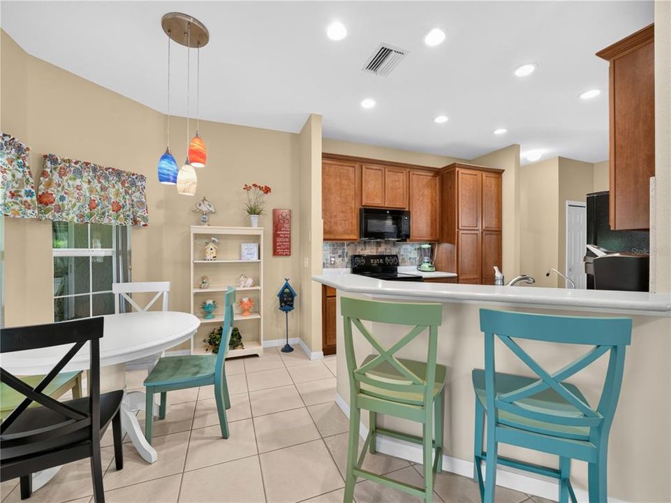 For Sale: $349,000 (3 beds, 2 baths, 2035 Square Feet)