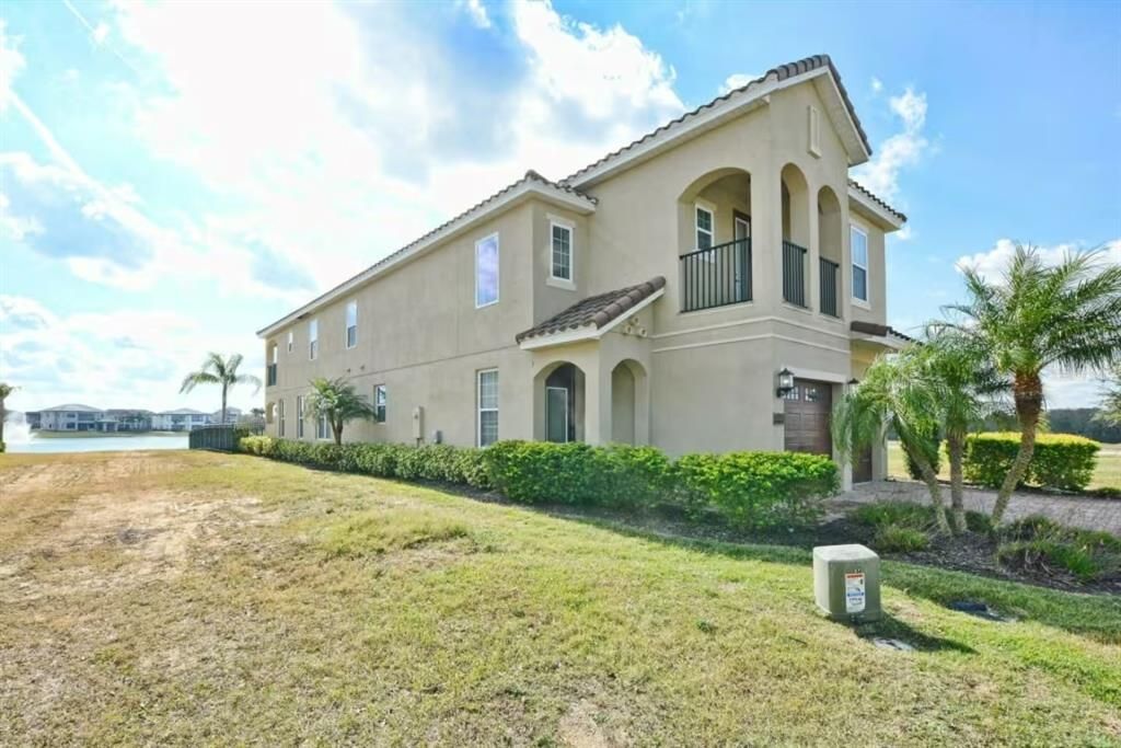 En Venta: $879,900 (5 camas, 5 baños, 3328 Pies cuadrados)