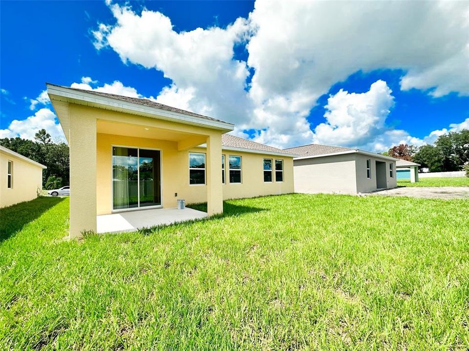 For Rent: $2,299 (4 beds, 2 baths, 1843 Square Feet)