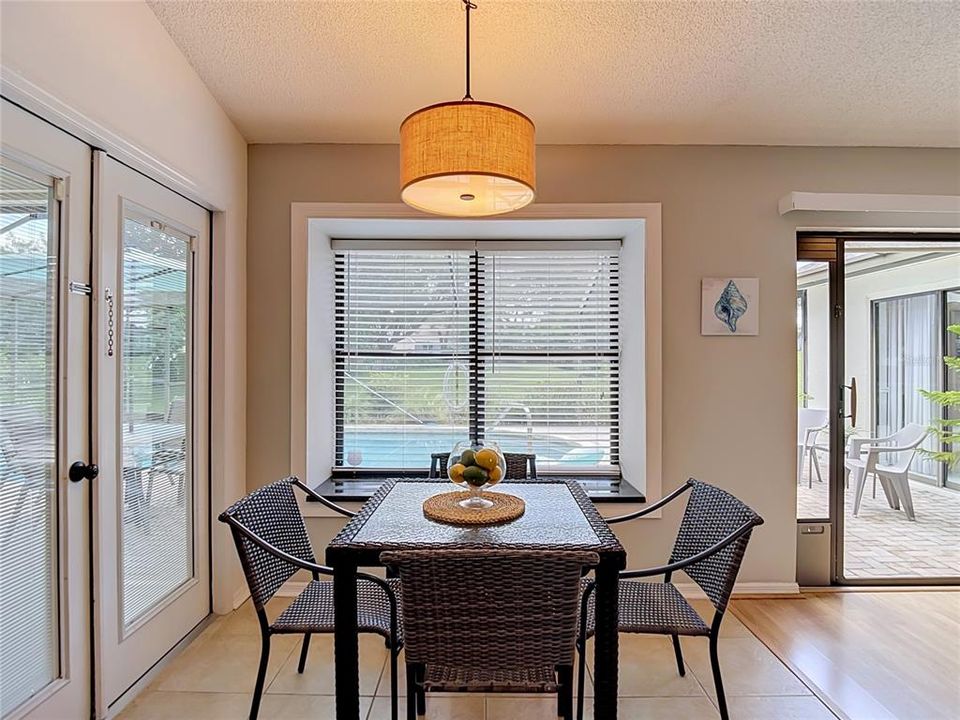 Active With Contract: $355,000 (3 beds, 2 baths, 1832 Square Feet)