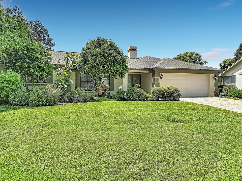Active With Contract: $355,000 (3 beds, 2 baths, 1832 Square Feet)