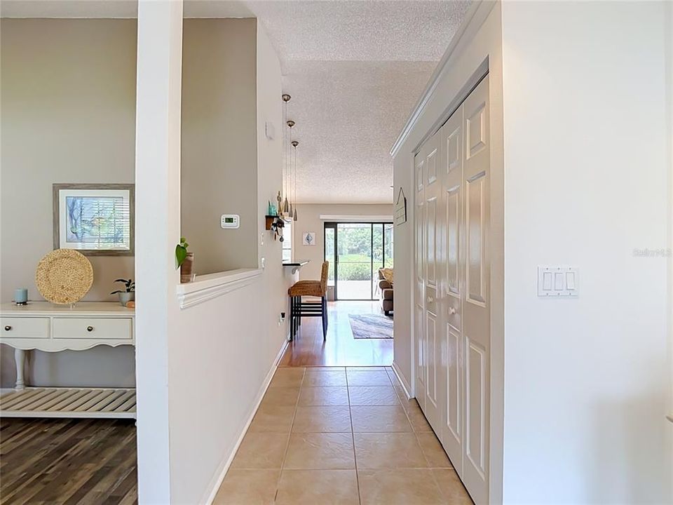 Active With Contract: $355,000 (3 beds, 2 baths, 1832 Square Feet)