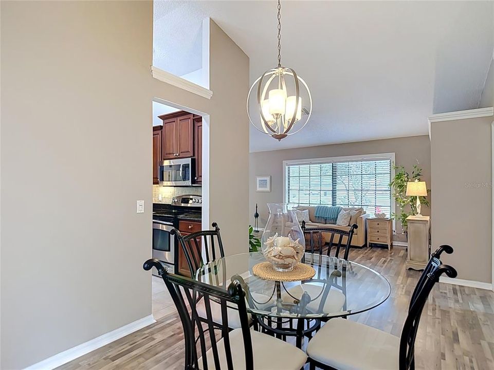 Active With Contract: $355,000 (3 beds, 2 baths, 1832 Square Feet)