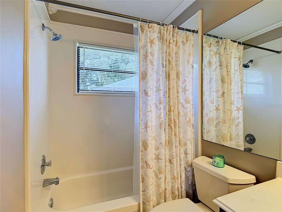 Active With Contract: $355,000 (3 beds, 2 baths, 1832 Square Feet)