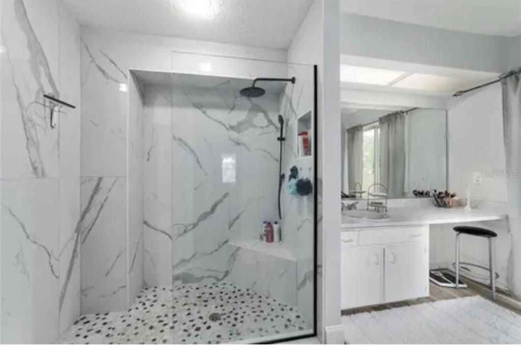 На продажу: $389,990 (3 спален, 2 ванн, 2011 Квадратных фут)