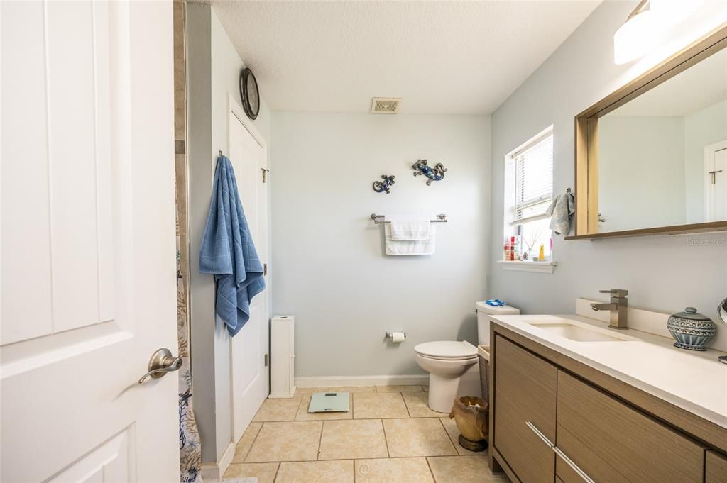 For Sale: $420,000 (4 beds, 2 baths, 2883 Square Feet)
