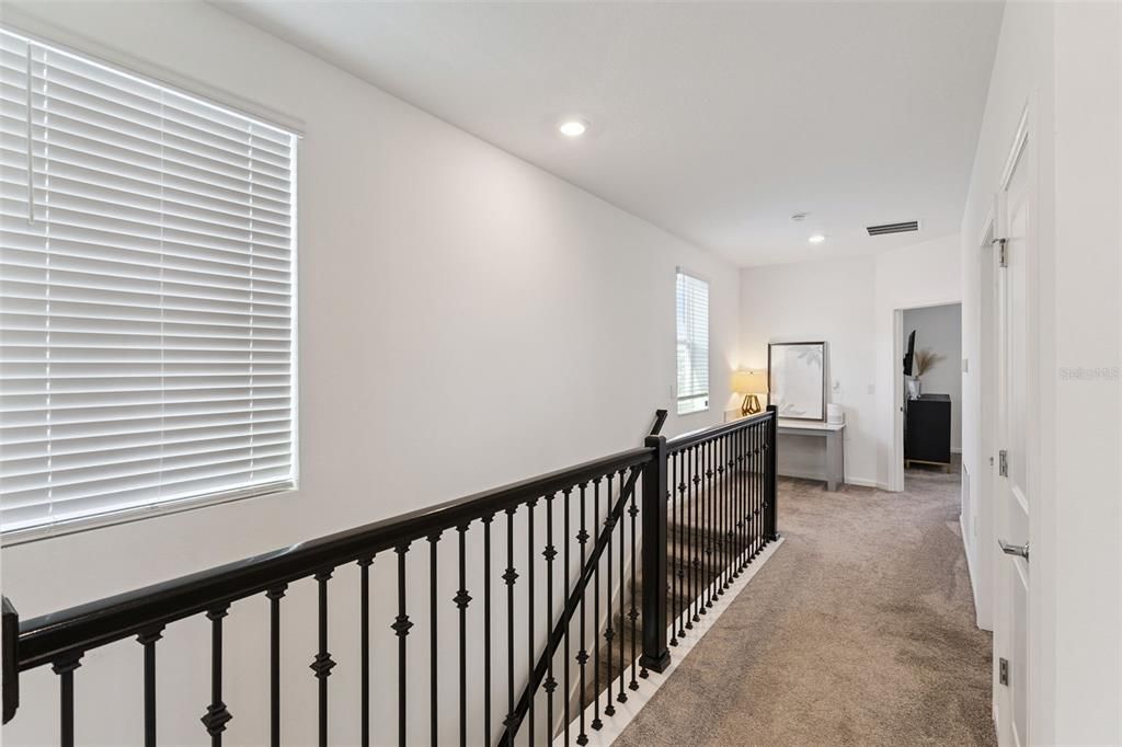 En Venta: $519,900 (4 camas, 3 baños, 2030 Pies cuadrados)