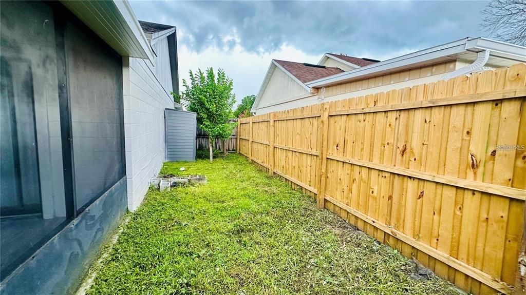 For Rent: $1,950 (3 beds, 2 baths, 1125 Square Feet)