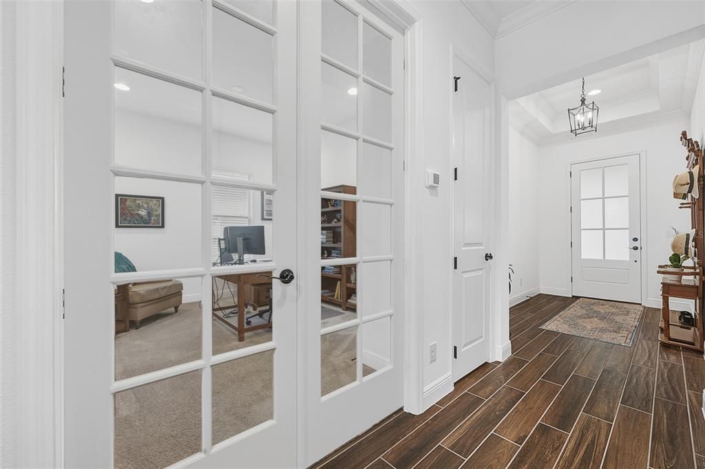 For Sale: $695,000 (3 beds, 3 baths, 2754 Square Feet)