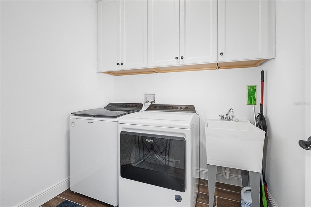 For Sale: $695,000 (3 beds, 3 baths, 2754 Square Feet)