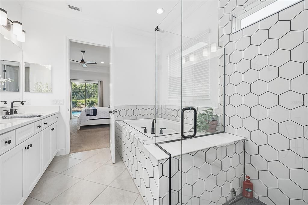 For Sale: $695,000 (3 beds, 3 baths, 2754 Square Feet)