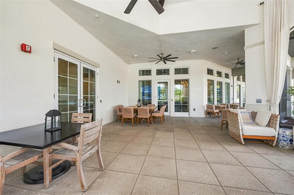 For Sale: $695,000 (3 beds, 3 baths, 2754 Square Feet)