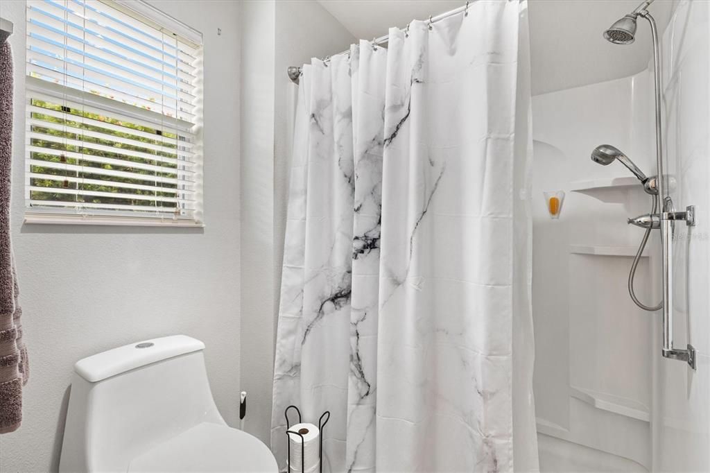 For Sale: $345,000 (3 beds, 2 baths, 1542 Square Feet)