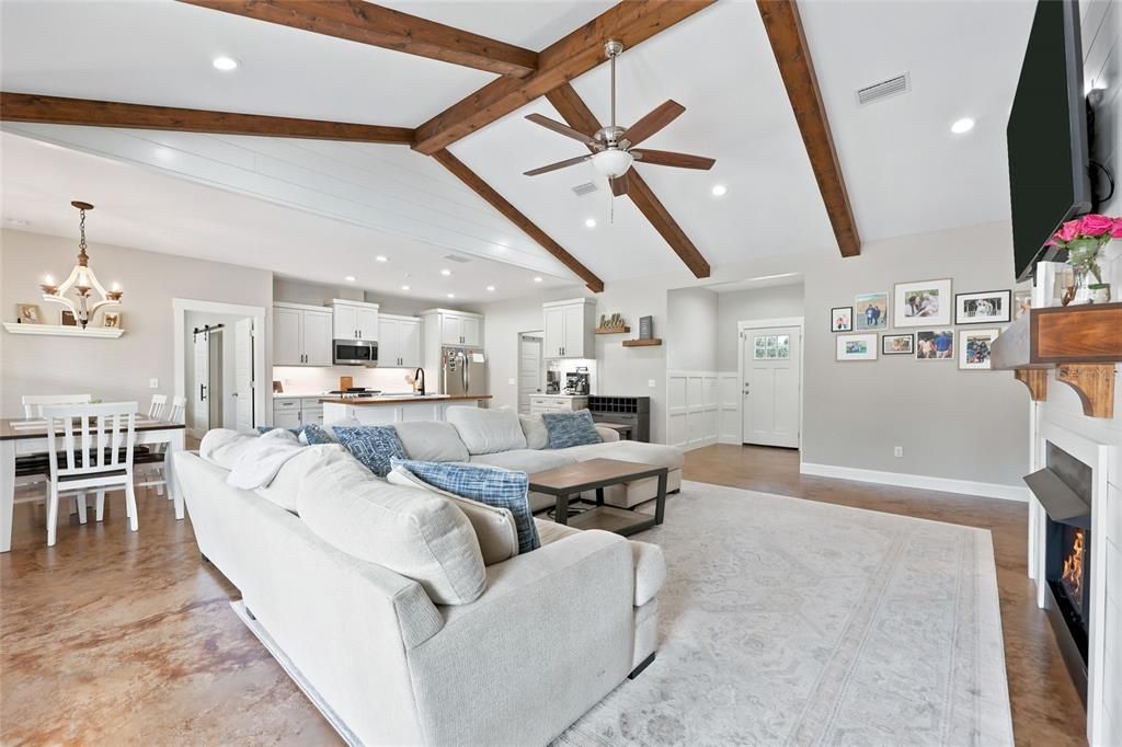 For Sale: $559,000 (4 beds, 2 baths, 2030 Square Feet)