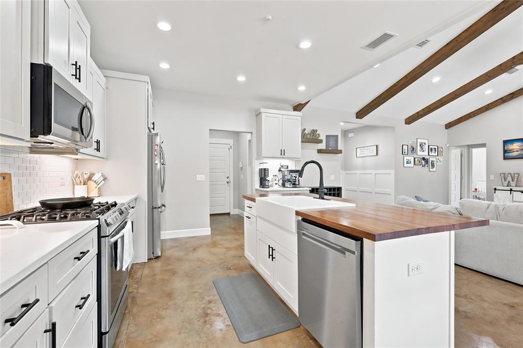 For Sale: $559,000 (4 beds, 2 baths, 2030 Square Feet)