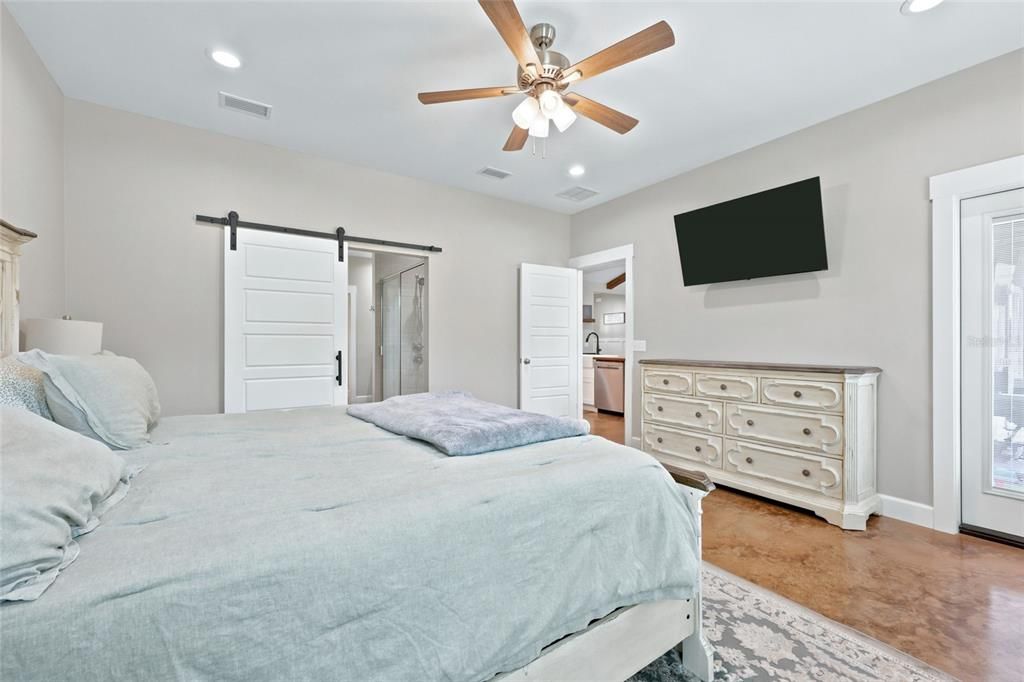 For Sale: $559,000 (4 beds, 2 baths, 2030 Square Feet)
