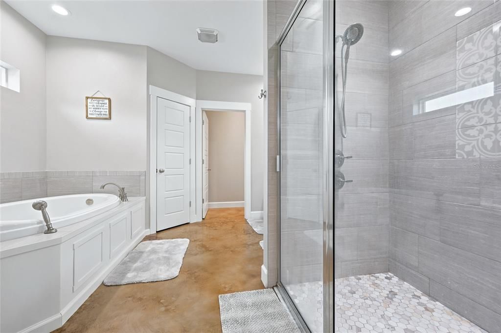 For Sale: $559,000 (4 beds, 2 baths, 2030 Square Feet)