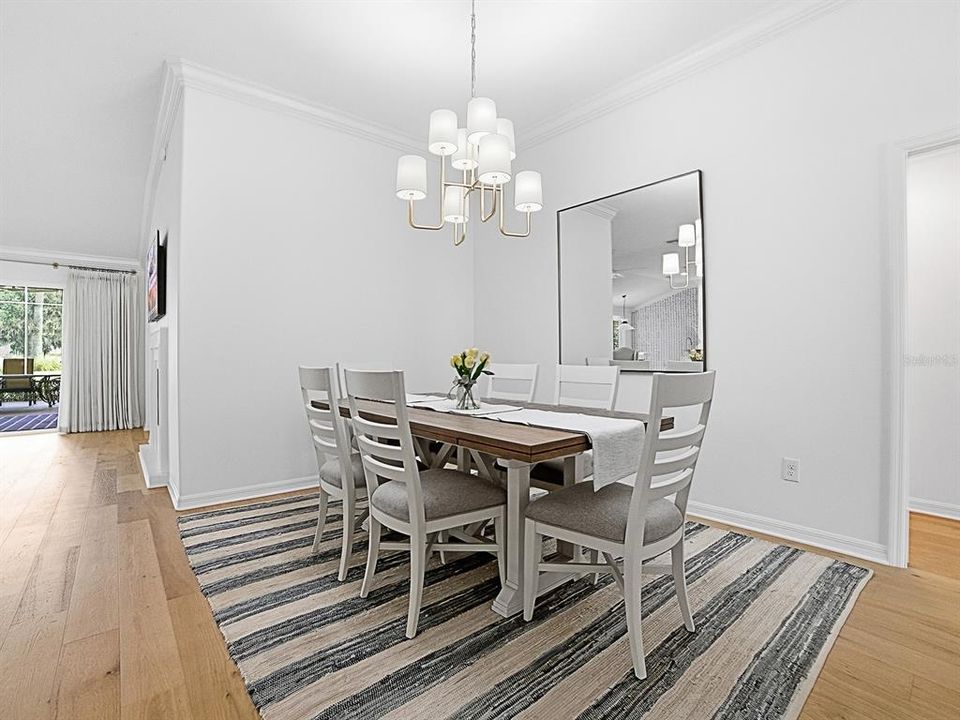 En Venta: $749,000 (4 camas, 2 baños, 2053 Pies cuadrados)