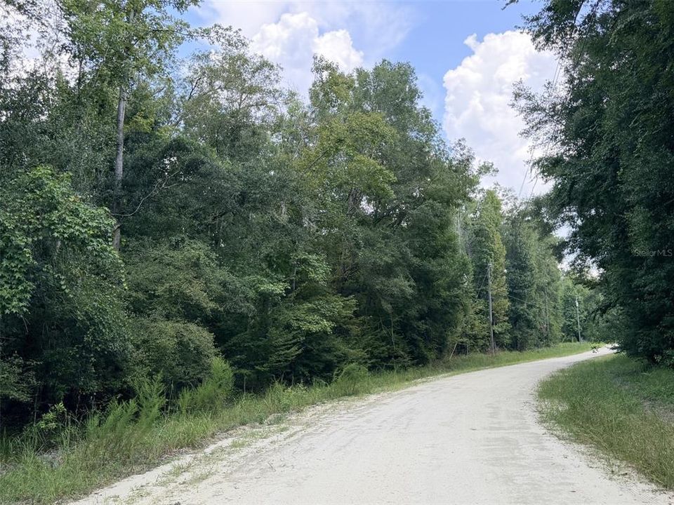 En Venta: $59,900 (5.37 acres)