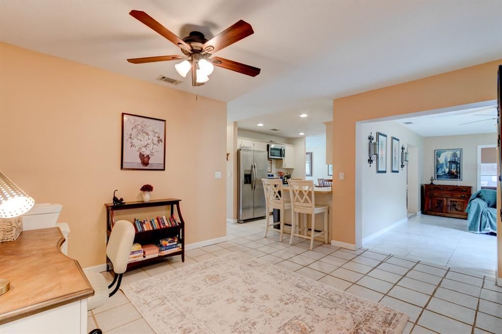 For Sale: $320,000 (3 beds, 2 baths, 1496 Square Feet)