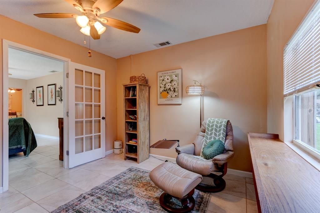 For Sale: $320,000 (3 beds, 2 baths, 1496 Square Feet)