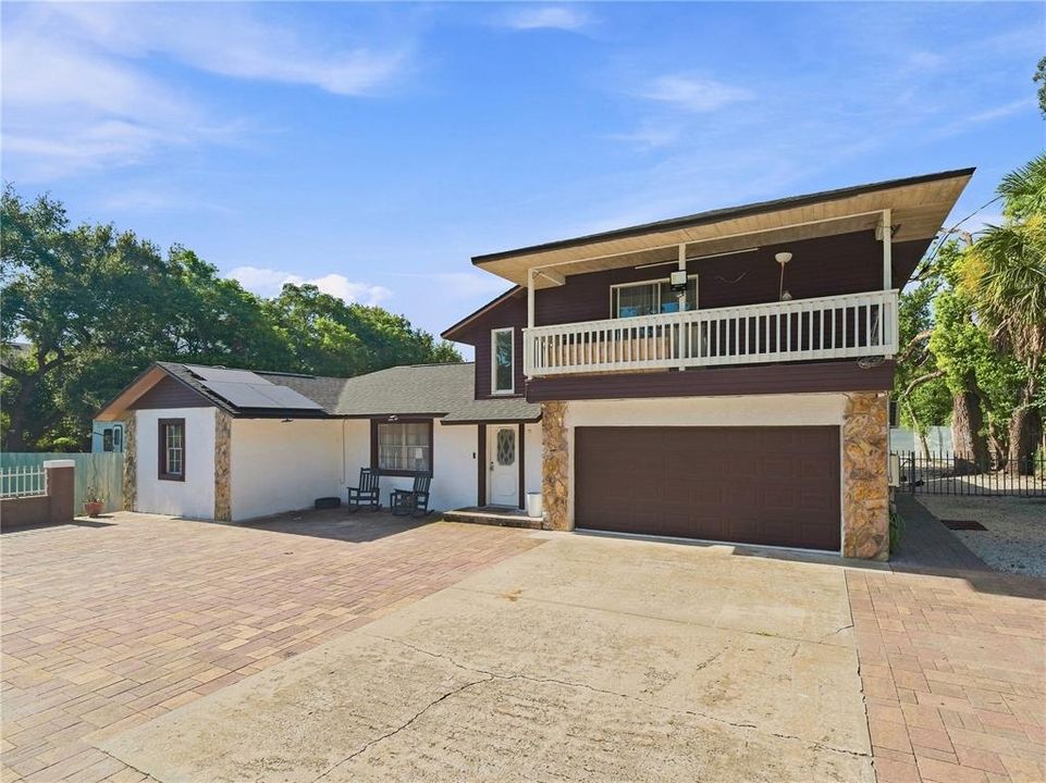 En Venta: $1,600,000 (6 camas, 6 baños, 1498 Pies cuadrados)