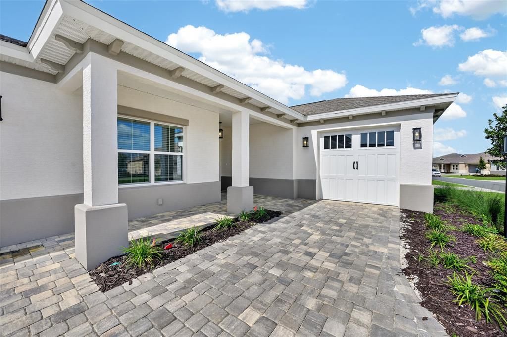 For Sale: $548,400 (3 beds, 3 baths, 2373 Square Feet)