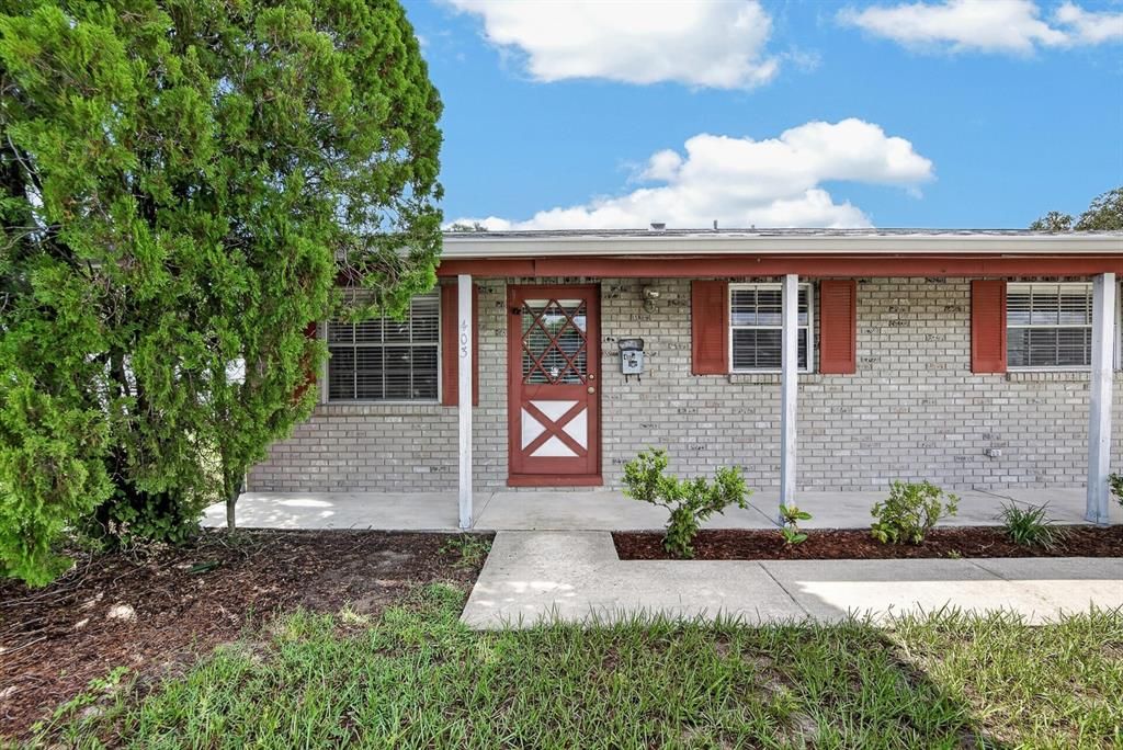 待售: $312,000 (3 贝兹, 2 浴室, 1305 平方英尺)