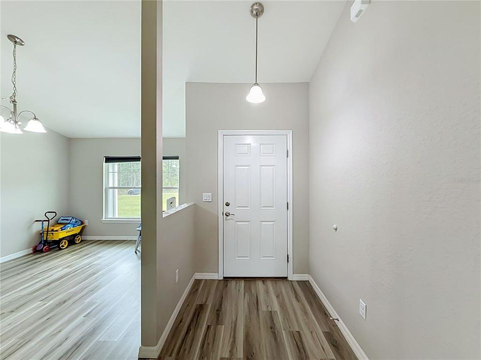 En Venta: $399,500 (3 camas, 2 baños, 1760 Pies cuadrados)