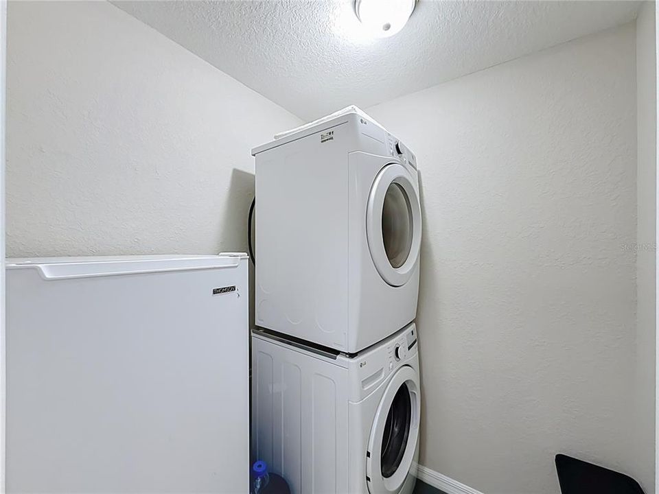 En Venta: $399,500 (3 camas, 2 baños, 1760 Pies cuadrados)
