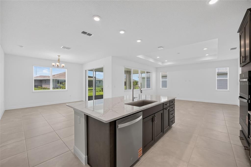 For Sale: $522,005 (2 beds, 2 baths, 2145 Square Feet)