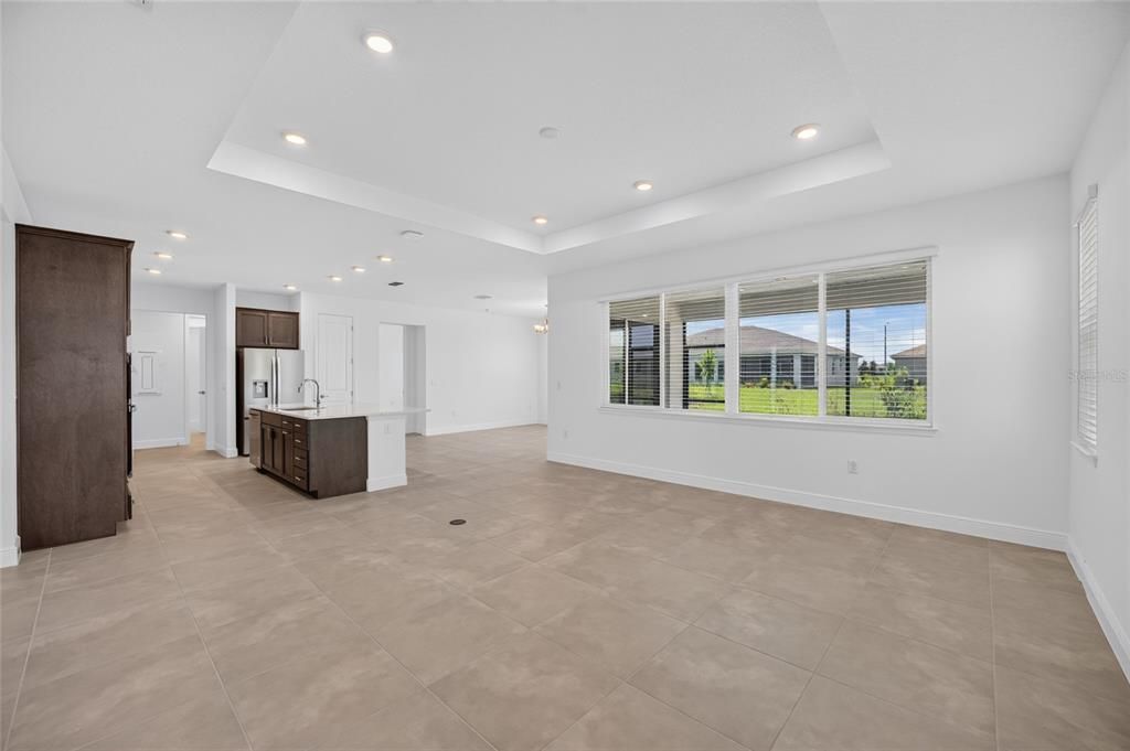 For Sale: $522,005 (2 beds, 2 baths, 2145 Square Feet)