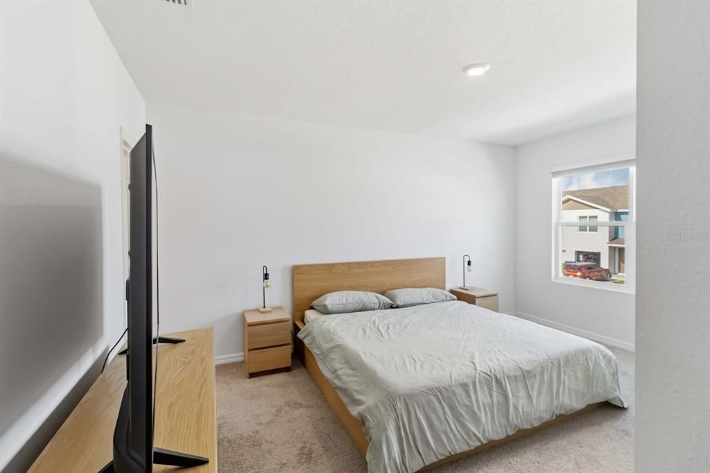 For Sale: $337,990 (3 beds, 2 baths, 1488 Square Feet)