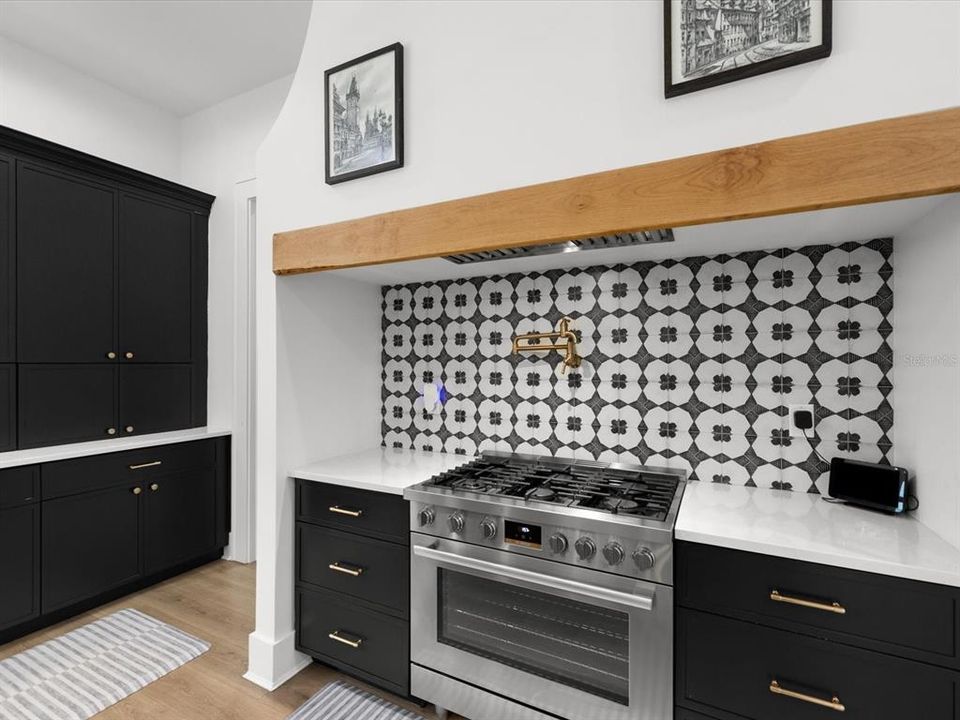 待售: $2,450,000 (5 贝兹, 4 浴室, 4149 平方英尺)