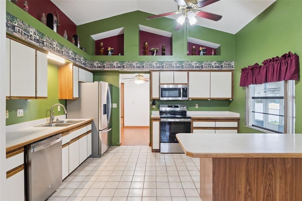 En Venta: $515,000 (3 camas, 2 baños, 1737 Pies cuadrados)