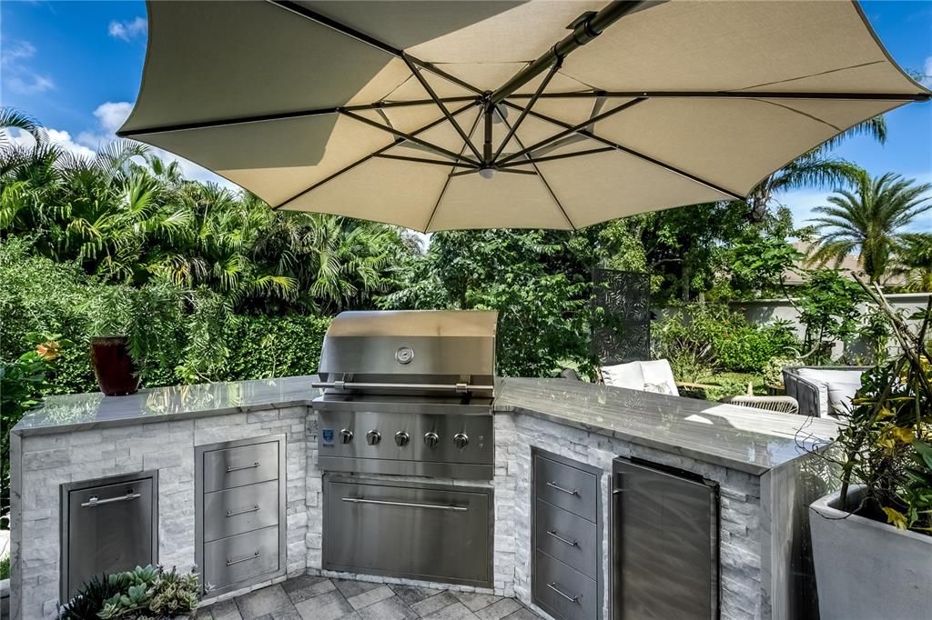For Sale: $1,095,000 (4 beds, 2 baths, 2442 Square Feet)