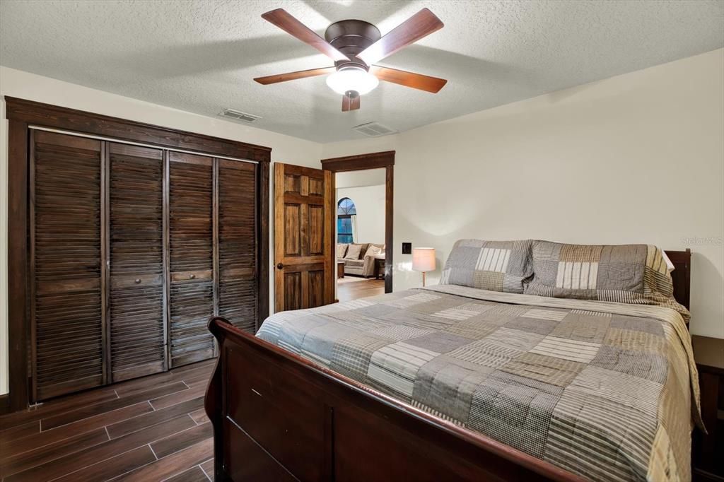 For Sale: $515,000 (3 beds, 2 baths, 2210 Square Feet)