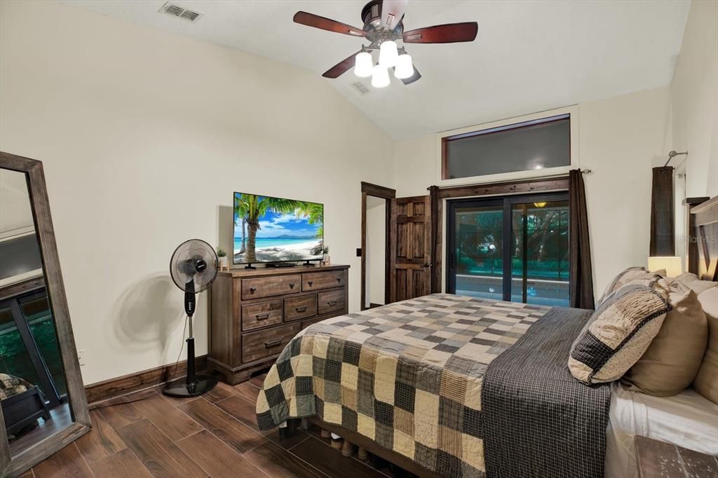 For Sale: $515,000 (3 beds, 2 baths, 2210 Square Feet)