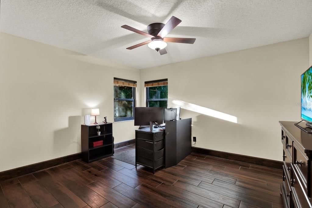 For Sale: $515,000 (3 beds, 2 baths, 2210 Square Feet)