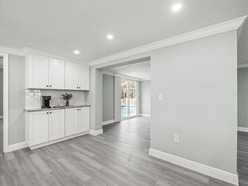 For Sale: $369,900 (4 beds, 2 baths, 2010 Square Feet)