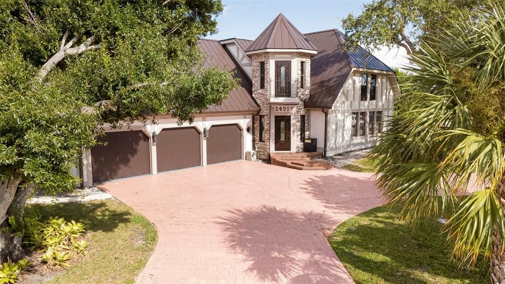En Venta: $999,999 (3 camas, 4 baños, 3750 Pies cuadrados)