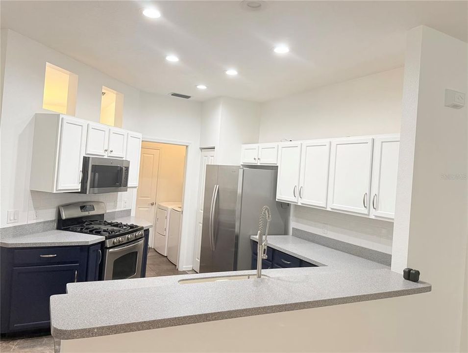 В аренду: $2,900 (3 спален, 2 ванн, 1693 Квадратных фут)