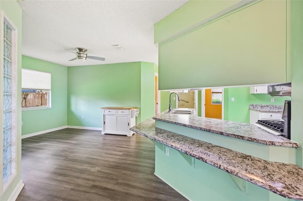 For Sale: $248,500 (3 beds, 2 baths, 1510 Square Feet)