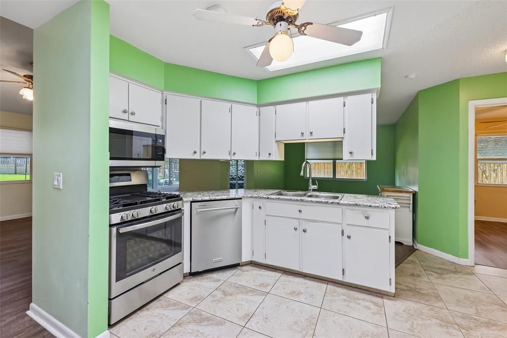 For Sale: $248,500 (3 beds, 2 baths, 1510 Square Feet)