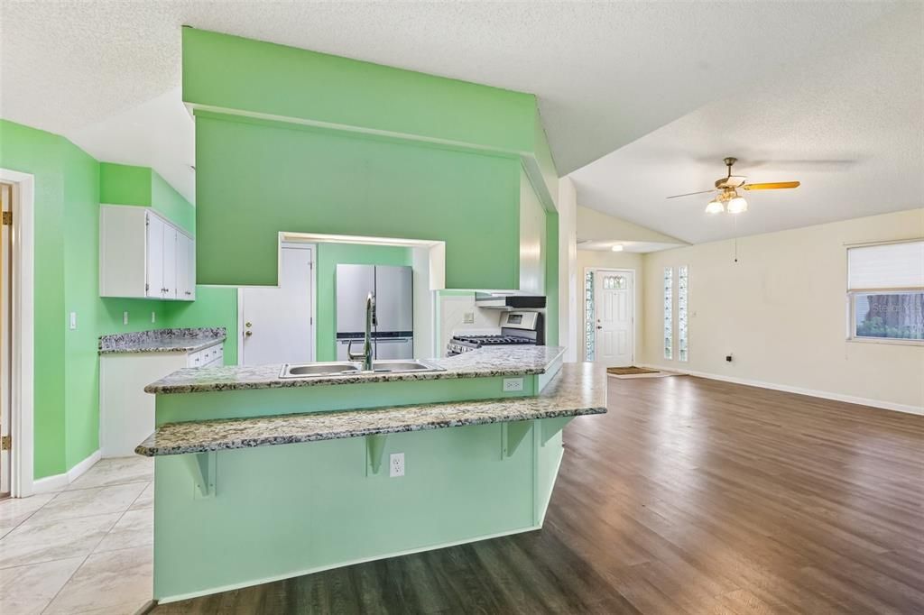 For Sale: $248,500 (3 beds, 2 baths, 1510 Square Feet)