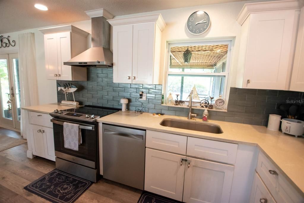 En Venta: $228,000 (3 camas, 2 baños, 2240 Pies cuadrados)