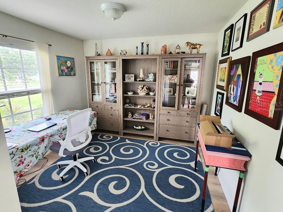 En Venta: $349,000 (4 camas, 2 baños, 1604 Pies cuadrados)