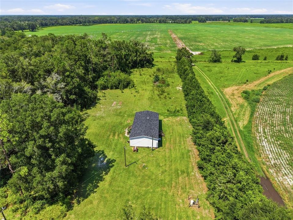 На продажу: $324,990 (3 спален, 2 ванн, 1800 Квадратных фут)